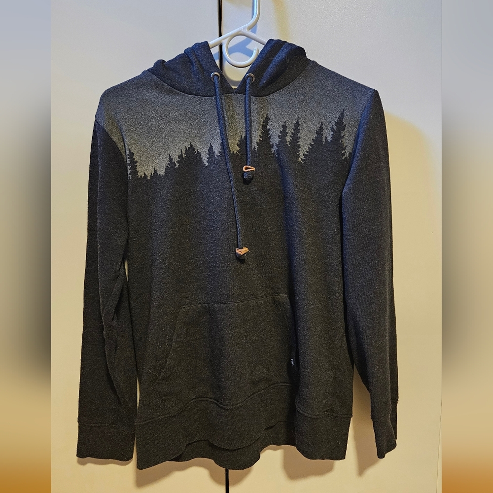 10Tree Juniper Hoodie Size L